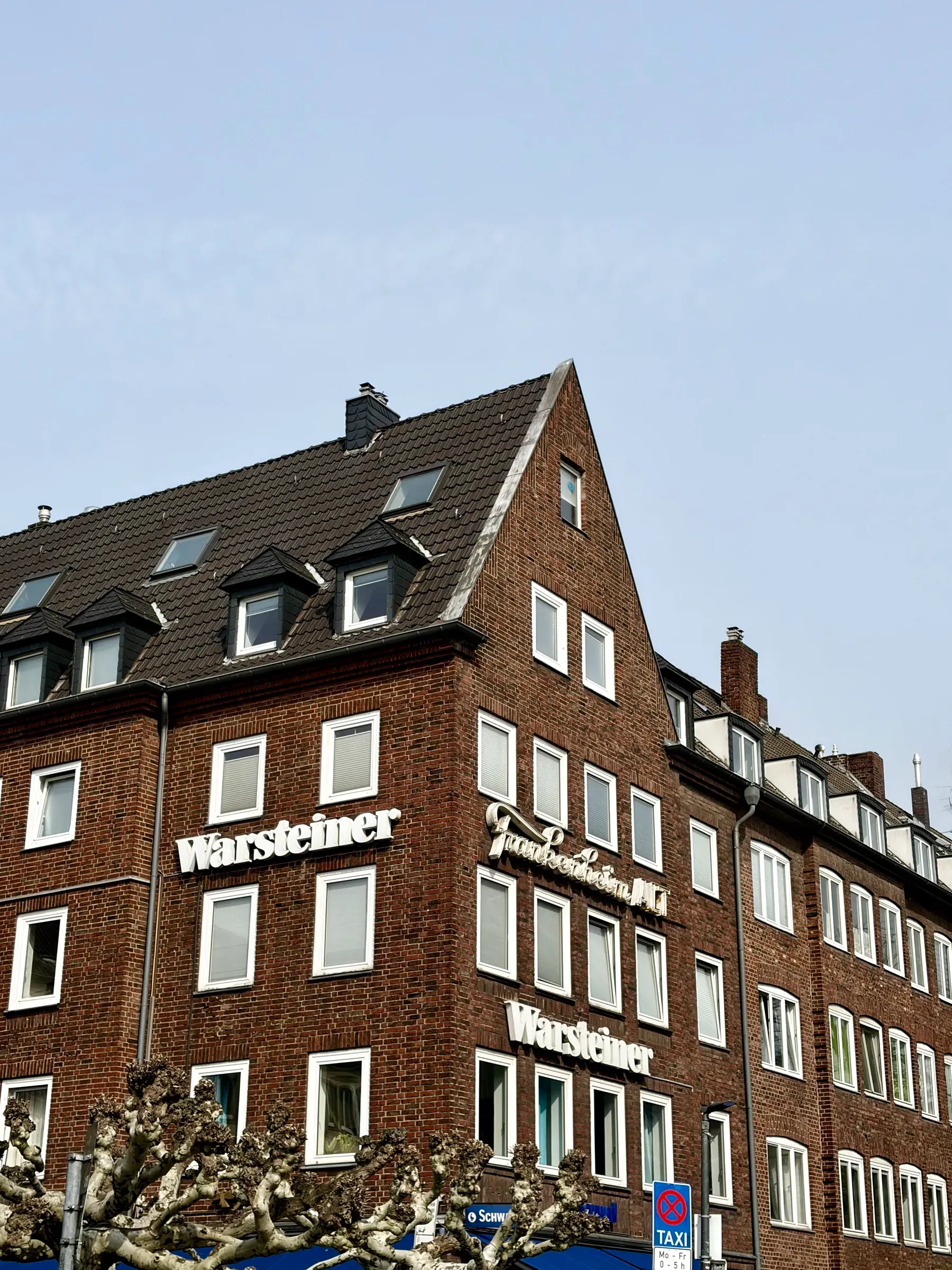 Facade detail in Düsseldorf